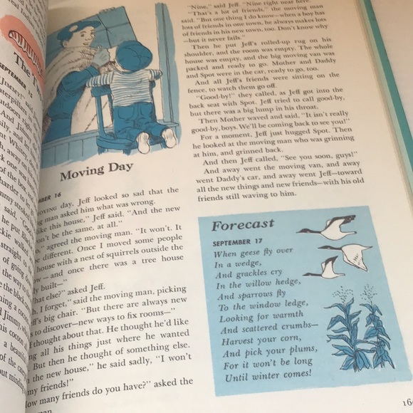 Richard Scarry 365 Stories Hardcover Vintage 80's - Picture 5 of 13